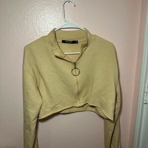 Long selves crop top